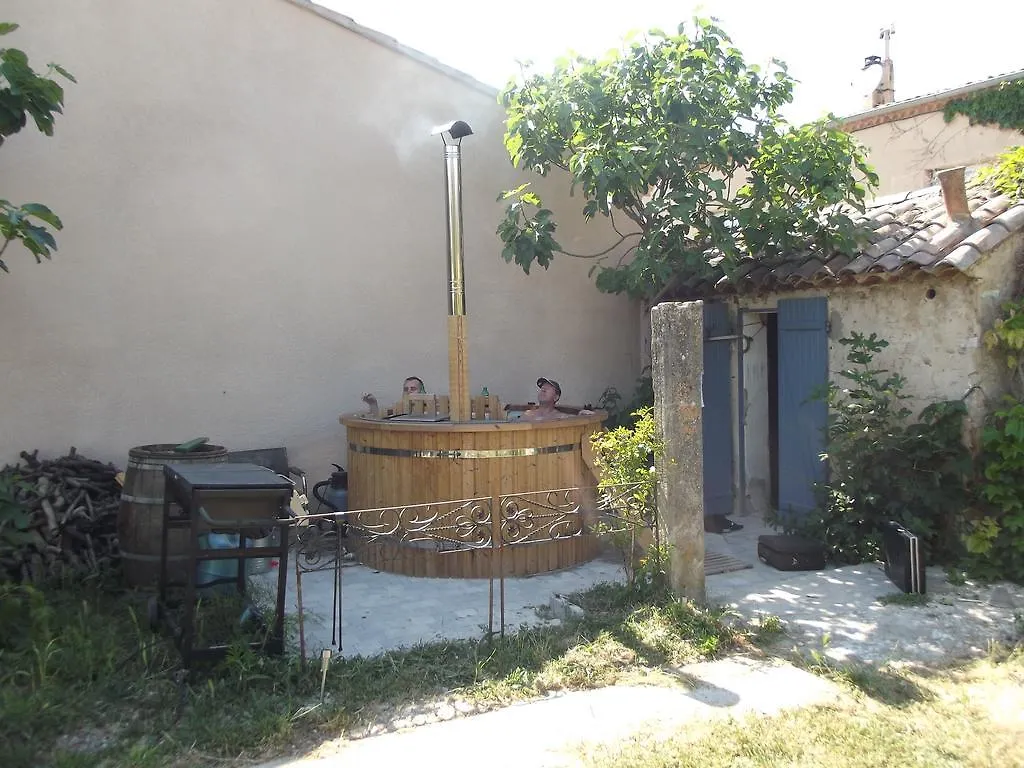 Chambres Et Table D'Hotes Au Brabo Mormoiron 3*,