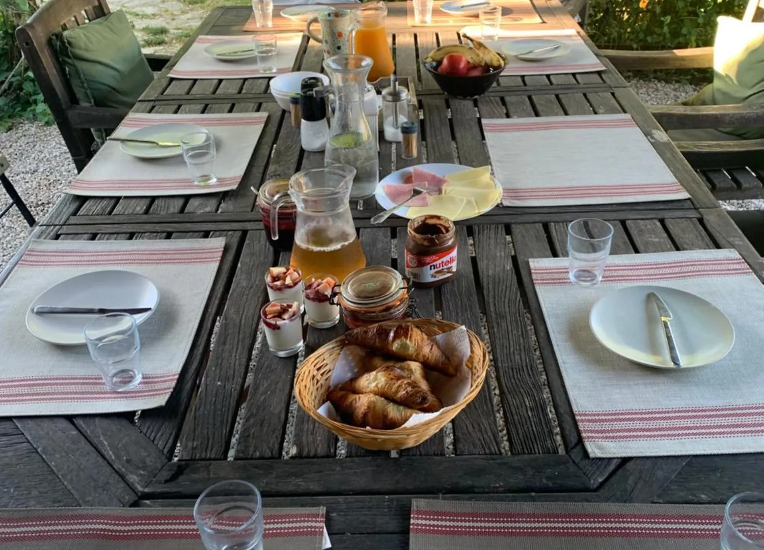 Chambres Et Table D'Hotes Au Brabo Mormoiron