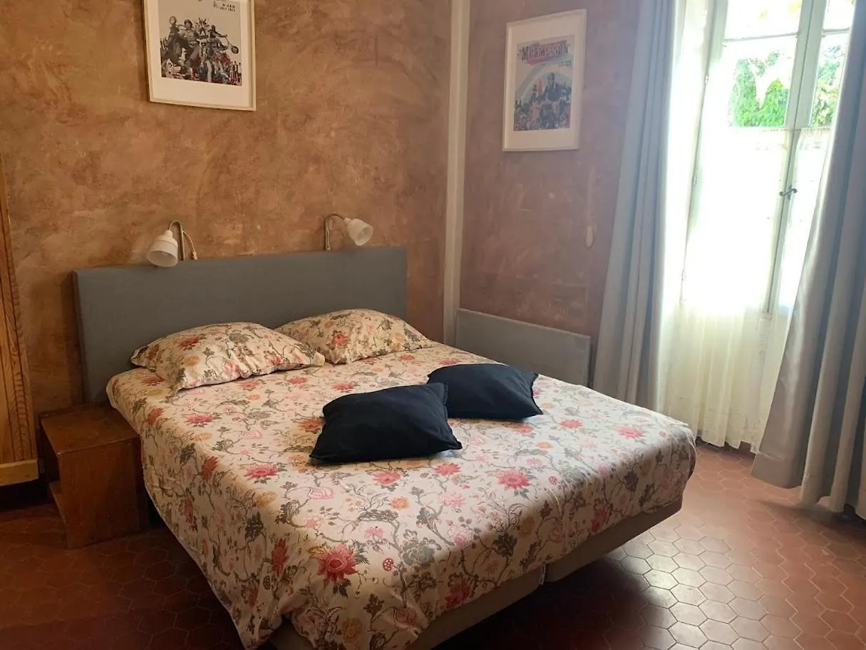 *** Gasthof Chambres Et Table D'Hotes Au Brabo Mormoiron Frankreich
